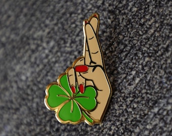 Daumen drücken Glücksklee Zeichen Hart Emaille Pin Geschenk