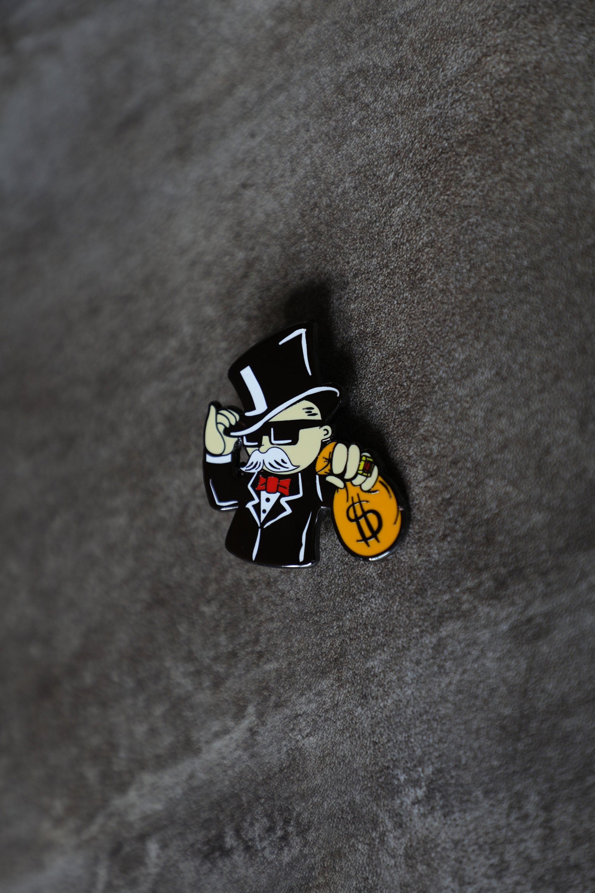 ★MONOPOLY ミスターモノポリー/リッチ・アンクル・ペニーバッグス 貯金箱 Mr Monopoly Rich Uncle Pennybags Stacked Money Pose Bifold