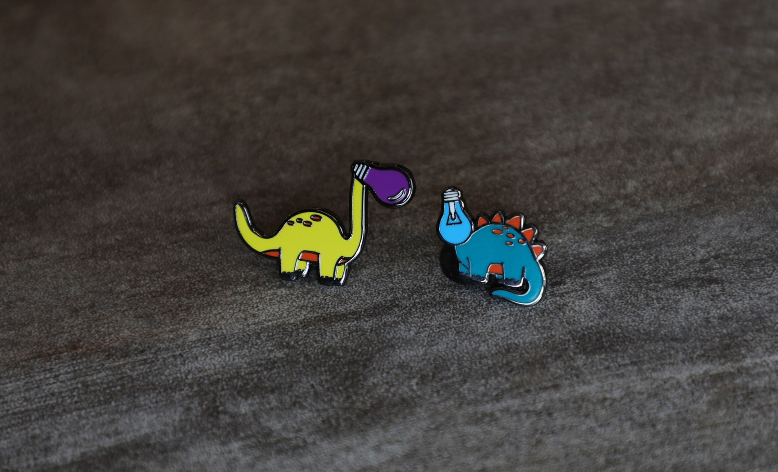 dinosaur with bulb on head