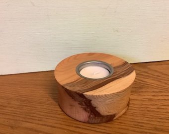 Tea light holder