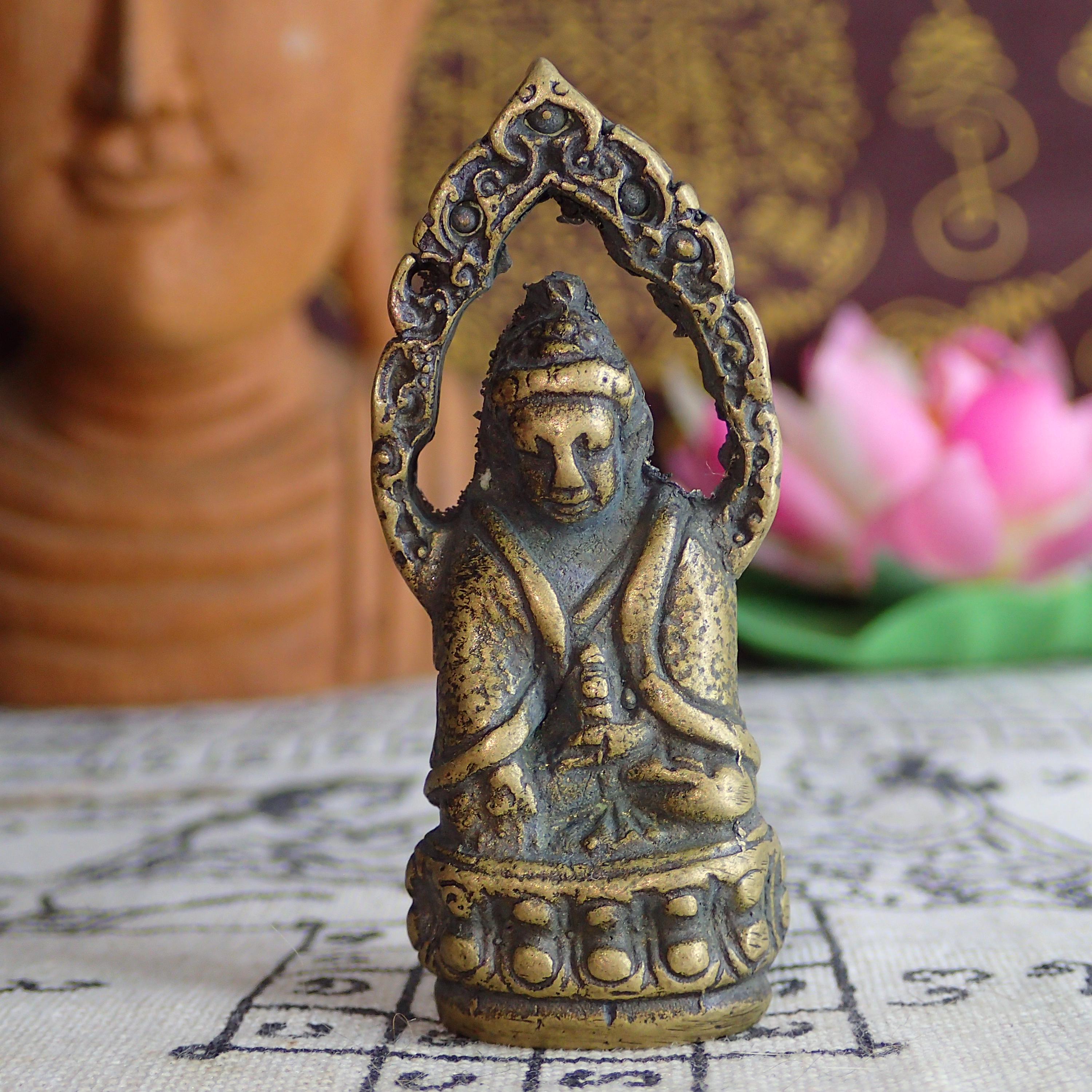 Phra Kring ハヌマン 仏陀 お守り アミュレット Wat Kositaram タリスマン 幸運 魔除け 横南アジア タイ Phra Kring - Etsy