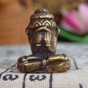 Phra Pidta Amulet / Pitta Monk Holy Buddhism Talisman / Rare Collectible / Pidta Closed Eyes / Small Buddha statue