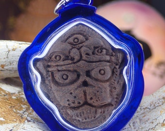 Giant Tao / Blessed Tao Wessuwan Holy Thai amulet / Magic Mask / Charm Buddhism Talisman / Pendant