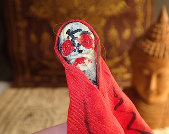 Nang Hong Prai Voodoo Doll / Holy Amulet Protection Buddha Gambling Talisman Love Skull / Charm / Hong Prai