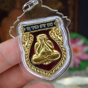 Phra Pidta Closed Eyes / Monk Thai amulet / Rare Collectible Buddhism Talisman / Small Buddha amulet / Phra Rahu Demon Pendant