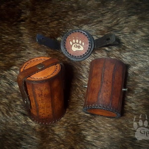 Wood piece imitation dice cup