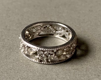 Anillo de plata de ley con circonita cúbica china floral, talla 6