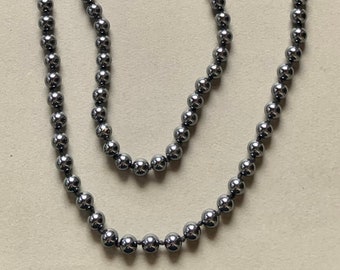 Par de collares de hematita natural con cuentas