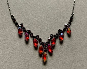 Collar de princesa de cristal vintage de Avon