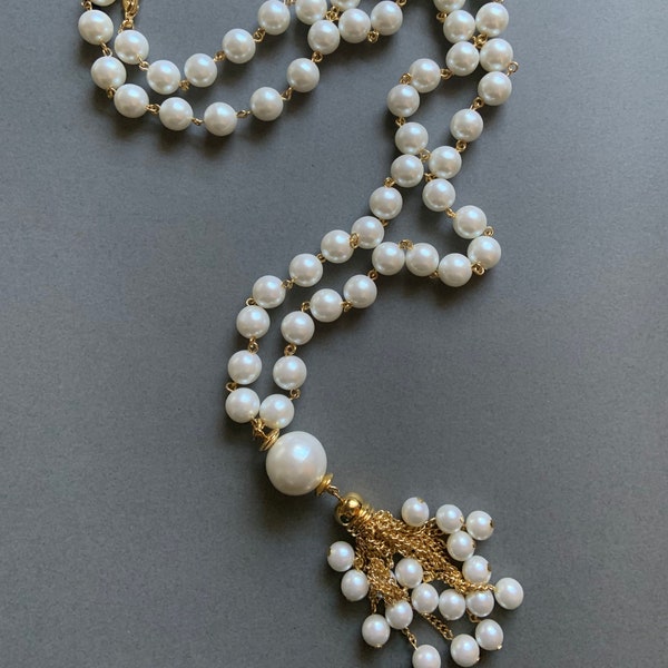 AKI Faux Pearl Costume Jewelry Necklace