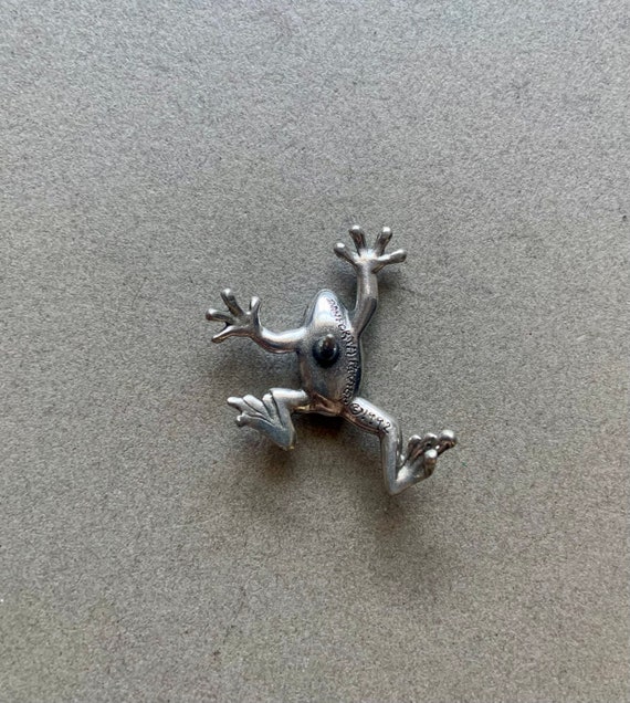 Danforth Pewter Miniature Frog Pin 1992 - image 3