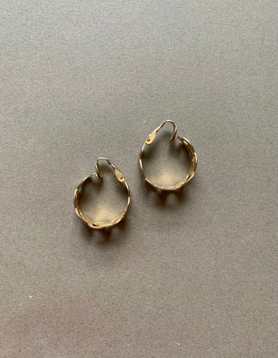 Crescent Moon Gold Tone Hoop Clip On Earrings - image 6