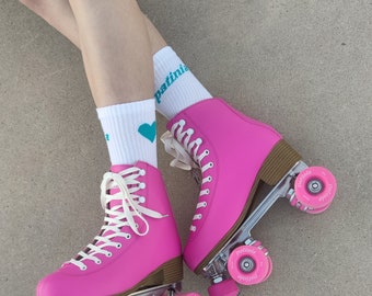 Pink Roller Skates patinia with Pink Wheels