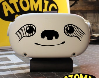 ¡Feliz calcomanía de cara de perezoso para quest 2 VR headset, computadoras portátiles, autos y más!