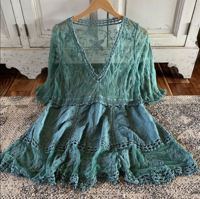 De Hailey Teal gehaakte kanten blouse van Lavender Tribe Design V-hals Turquoise handgemaakte Boho dameskleding Top One Size Fits Medium tot XL afbeelding 3