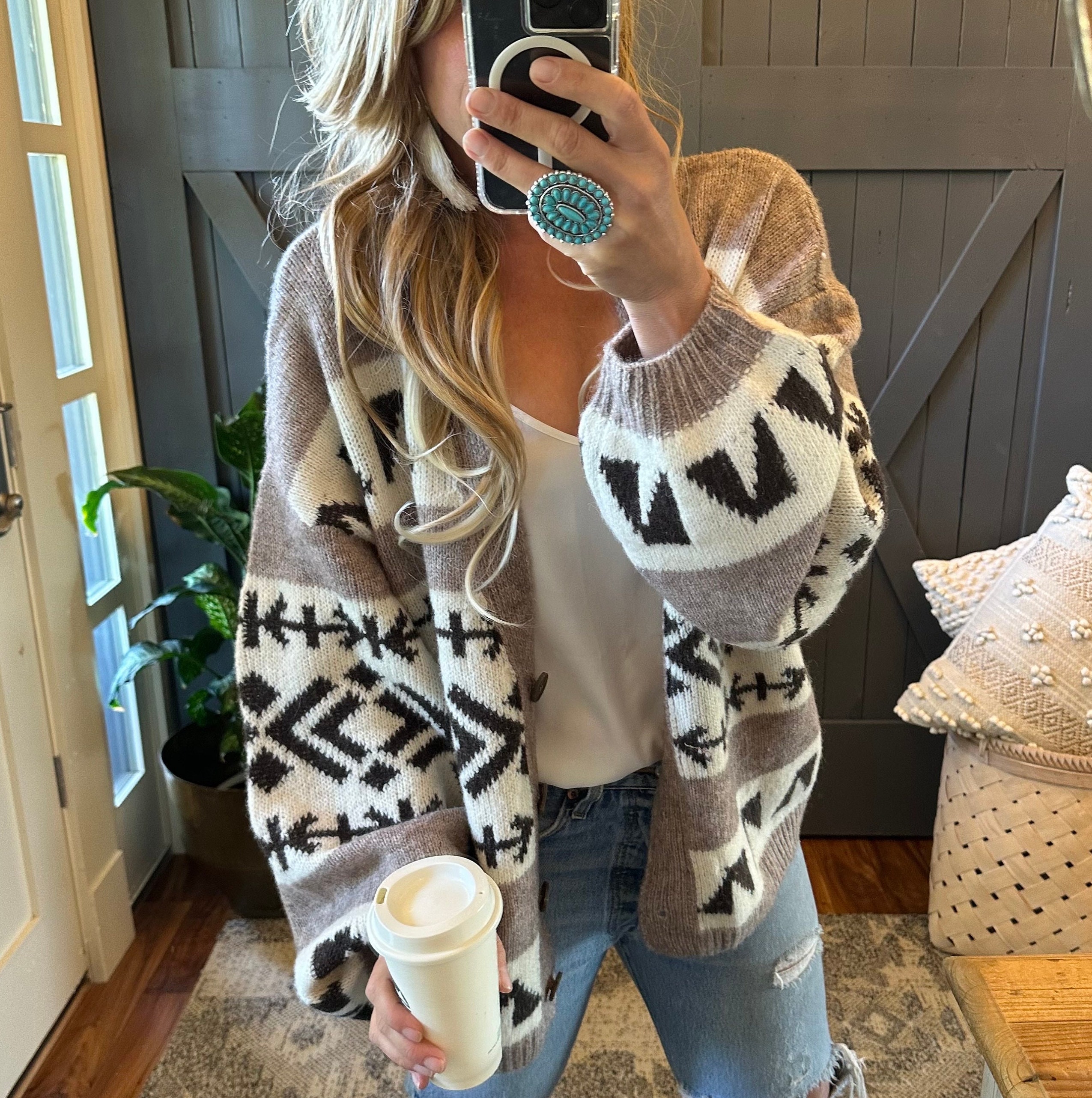 New Geometric Print Native Knit Soft Cardigan Sweater New Geometric Print Native Knit Soft Cardigan Sweater