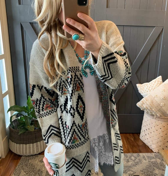 New Cozy Tribal Print Grey Native 