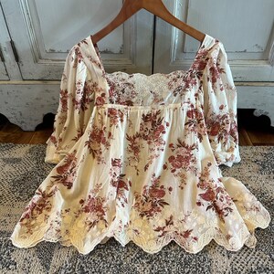 Handmade bramble rose top yv31564
