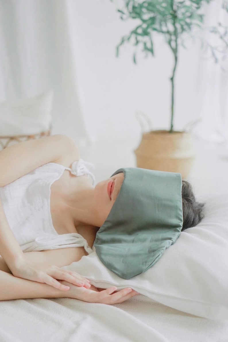 Sleepfolio Sleep Mask - Thumbnail 2