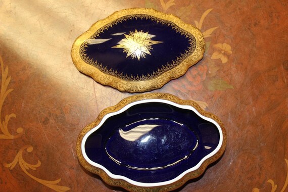 Cobalt porcelain box with gold Paul Pericaud Limo… - image 4