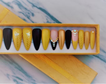 Honey Bee Press on Nails