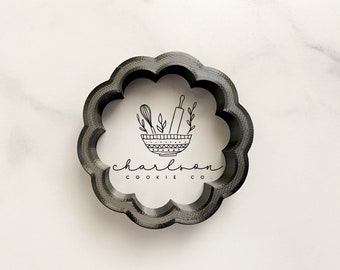 Scalloped circle (10 scallops) cookie cutter