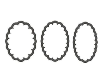 Scalloped oval cookie cutter