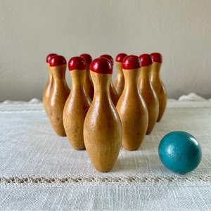 Vintage Wood Tabletop Bowling / Skittle Game 1950