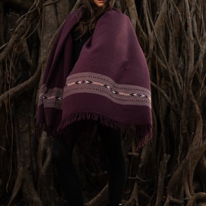 Handwoven Cassis Merino Wool Shawl from the Himalayas Kullu Valley Design Ethnic shawl Unique Shawl Original shawl image 6