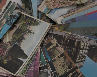mixed lot of 200 postcards, assorted lot different themes and formats