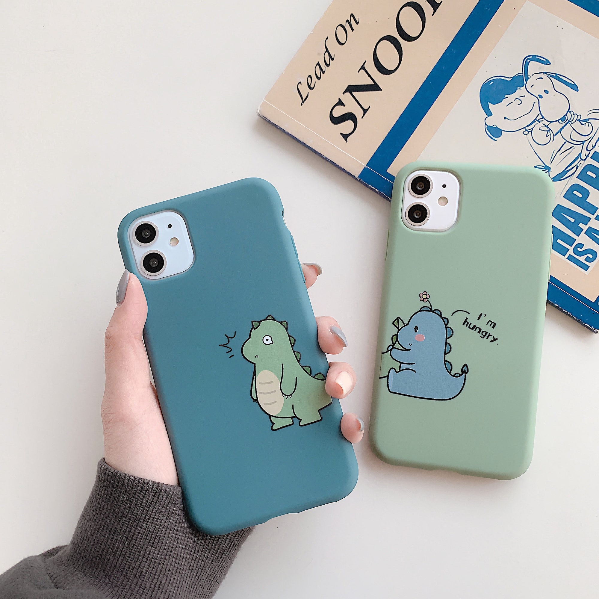 Discover Cute Dinosaur Couple Case for iPhone 13, 12 and iPhone 11 | keep it cute