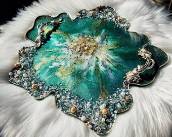 Luxury Emerald Green Flower Geode Resin Tray | Serving Tray | Table Centerpiece