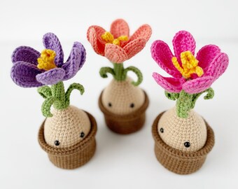 Cute Crocus with pottle, Crochet Flower, handmade amigurumi toy, finished product