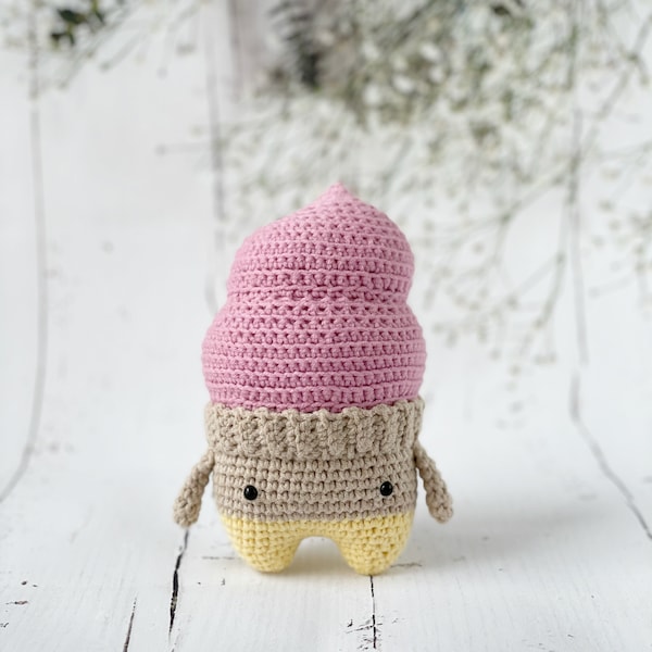 Helado de ganchillo SMILA, juguete lalylala de ganchillo, juguete amigurumi hecho a mano, producto terminado