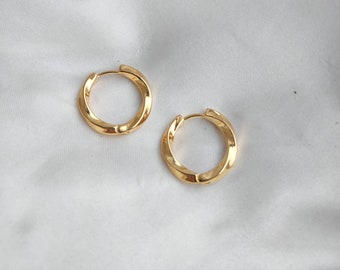 10mm to 21mm 18k Twisted Gold Huggies, Golden Earrings, Twisted Earrings, 3mm Thick Huggies, Minimalist Jewelry, Gold Plated Jewelry, Gift