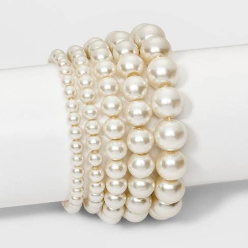 Akoya pearl bracelet on elastic band  KLENOTA
