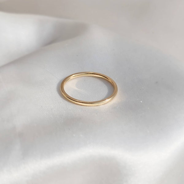 Bague en or 18 carats, anneaux de bande plaine, 1,5 mm à 2 mm de large, anneau de déclaration, anneau de pile, anneau de bande d'or, bijoux cadeau anneau d'or, Noël, mince