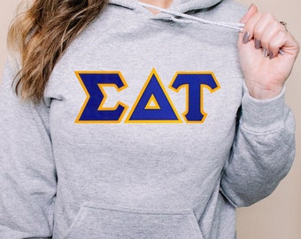 Sigma Delta Tau Sorority hoodie met letters
