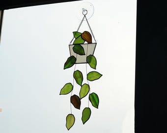 Stained Glass Pothos Suncatcher: Hängende Pflanze Fenster Dekor