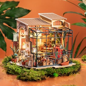 CATHY'S FLOWER HOUSE MINIATURE KIT – The Huntington Store