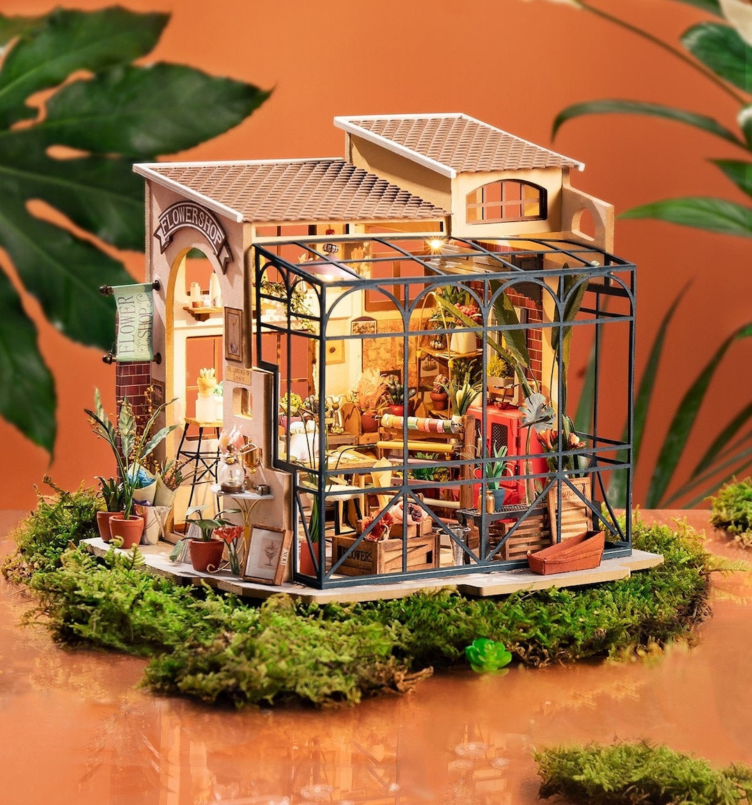 Rolife DIY Miniature Dollhouse Kit Bookstore Room Making Kit Mini Library  Diorama Kit Wooden Model Building Set Hobby Christmas Birthday Gifts for