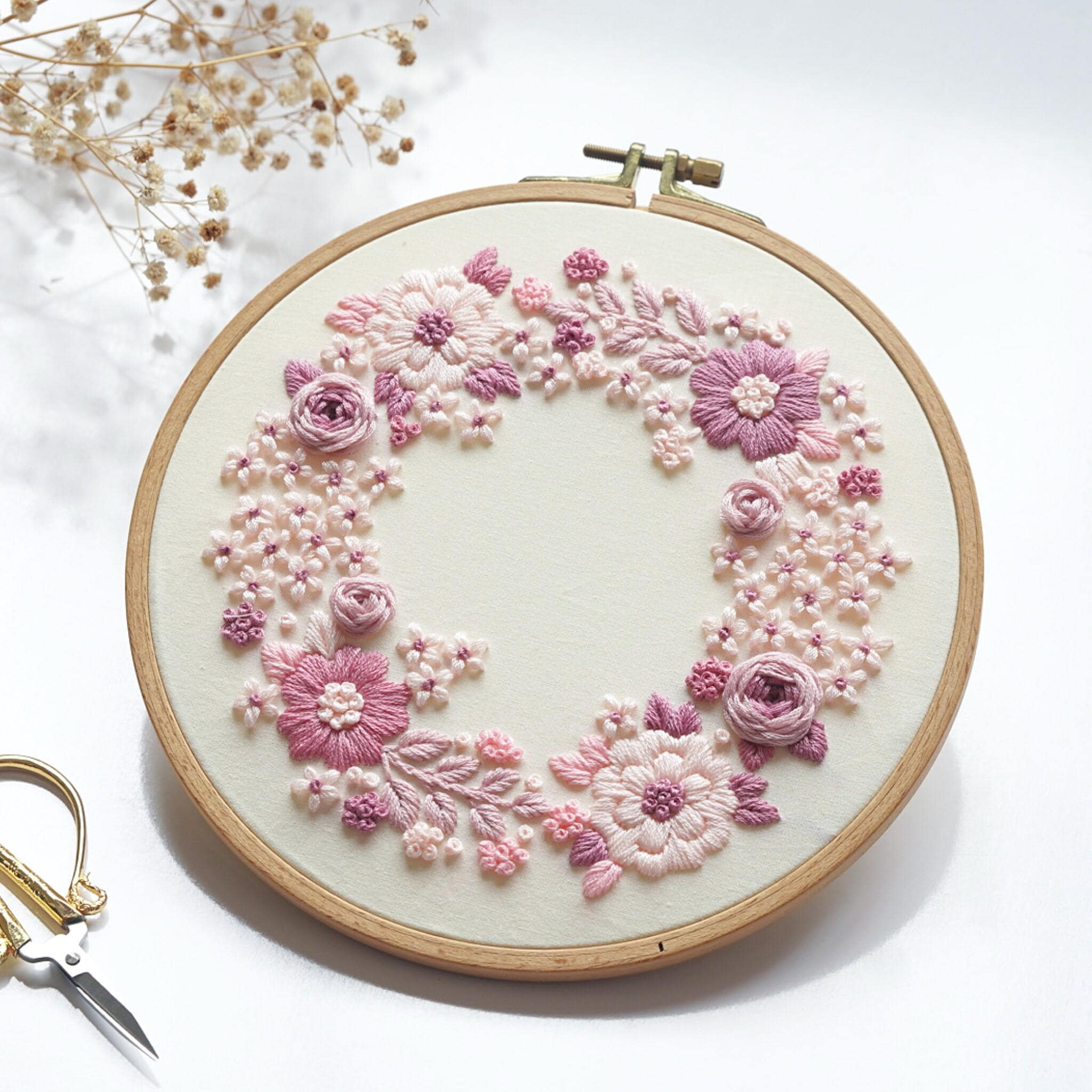 Lilac Floral Wreath Embroidery Pattern: Beginner DIY (PDF Pattern ...