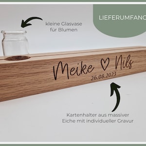 Hochzeitsgeschenk: Personalisierter Kartenhalter aus Eiche mit Gravur und kleiner Vase Bild 3