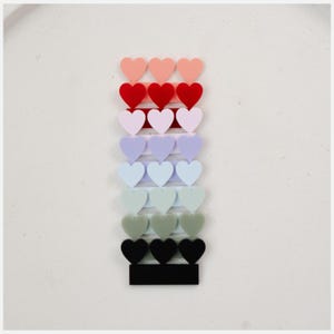 Stecker: Drei Herzen aus Acryl