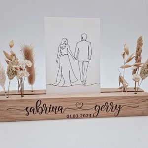Hochzeitsgeschenk personalisierter Kartenhalter mit Trockenblumen Natur || Fotoleiste aus Eiche mit Trockenblumen