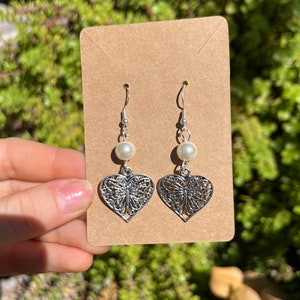 Butterfly Heart Earrings | Trendy earrings | Silver earrings | Pearl Earrings | Gift idea |