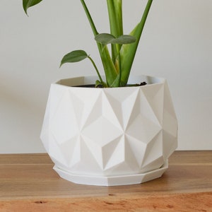 5 Inch Triangular patterned Indoor planter | Mesh Drain Hole  | Eco Friendly pot for flowers and small plants | Father&#39;s Day