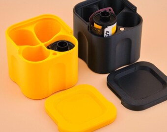 Retro 135mm Film Container - Holds 4 Rolls