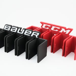 Soporte para palos de hockey / Organizador de pared / Personalizable con logotipos / Regalo para aficionados al hockey / Regalo para el Día del Padre imagen 1