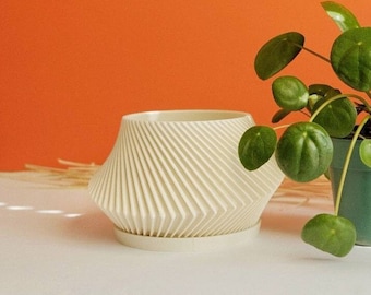 4 inch Modern Geometric Patterned Indoor planter | Mesh Drain Hole | Eco Friendly pot for flowers and small plants | Father&#39;s Day gift